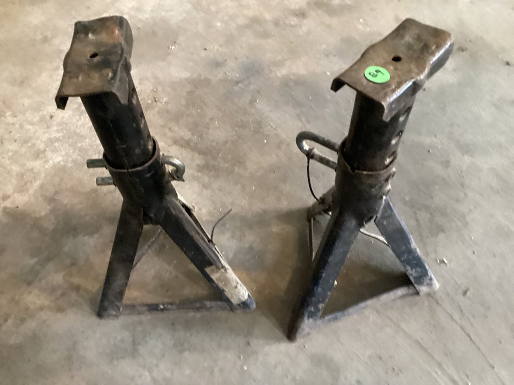2 jack srands