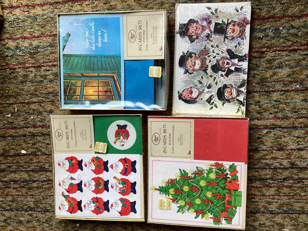 4 new boxes of Christmas cards