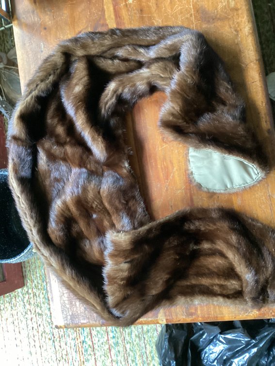 Antique mink wrap