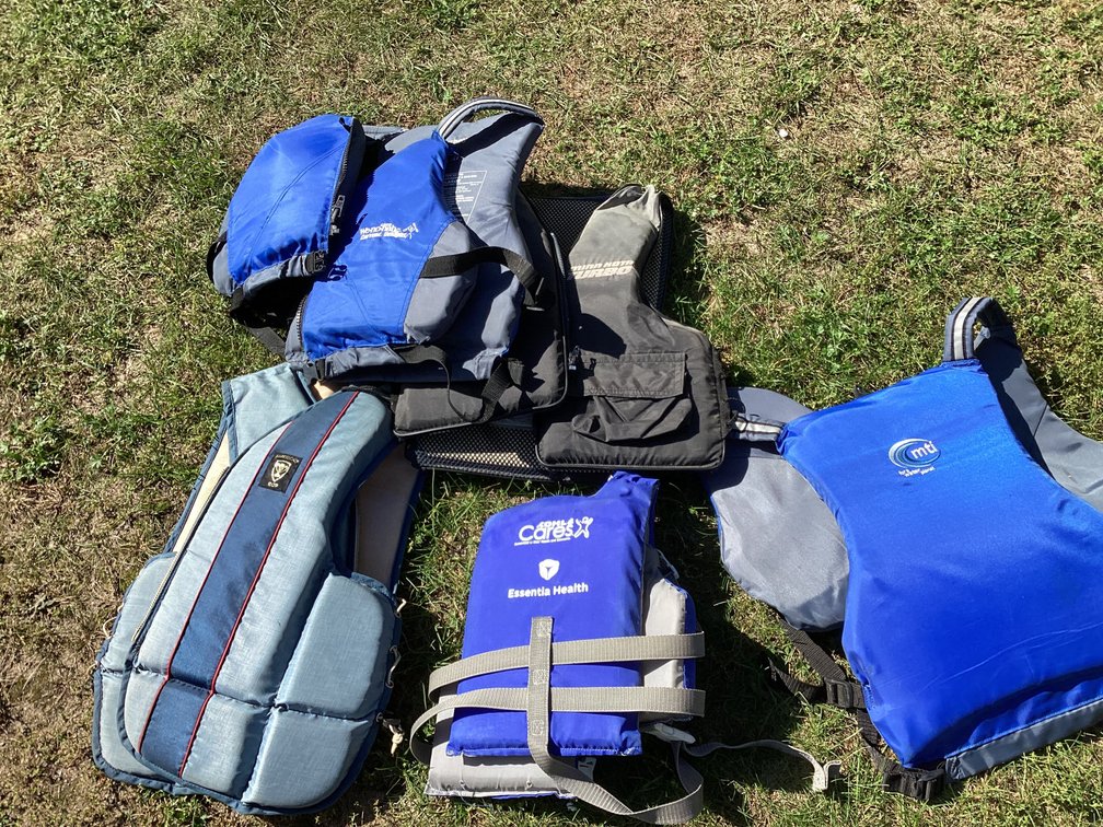 5 life jackets