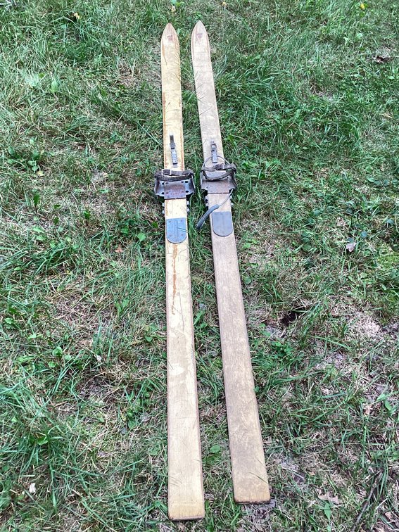 Flexible Flyer Split Kein 90” Downhill antique skis