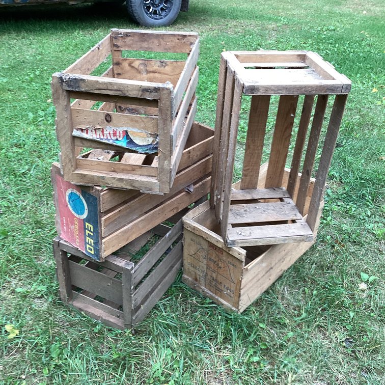 5 wooden egg crates