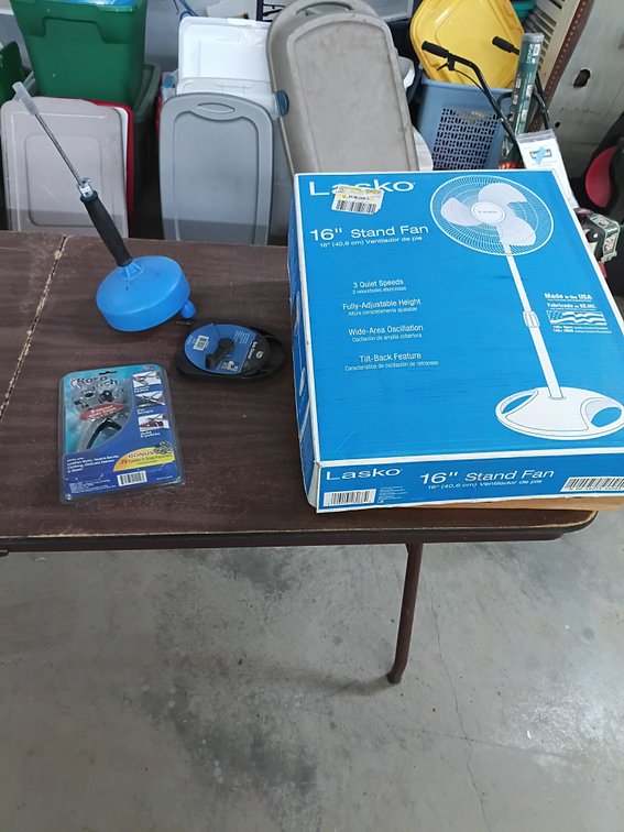 Adjustable Fan and Snakes