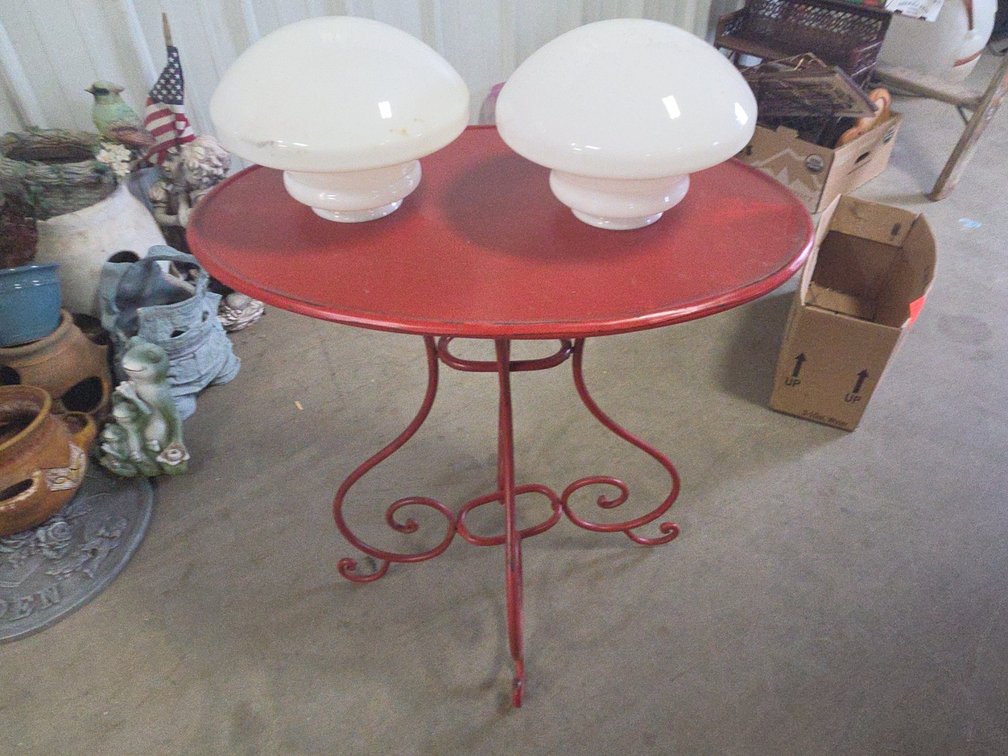 Table & Glass Shades