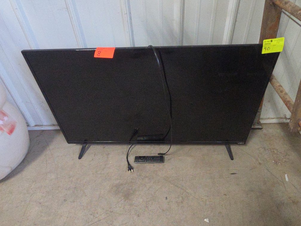 VIZIO Flat Screen TV