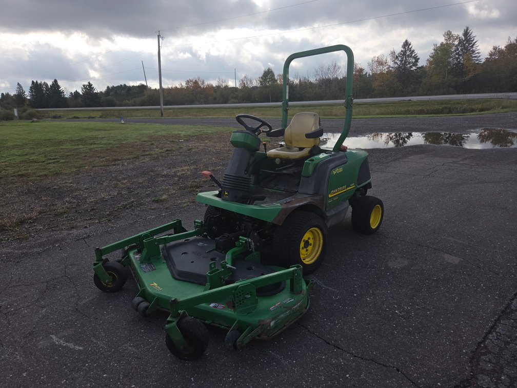John Deere 1445 Commercial Mower