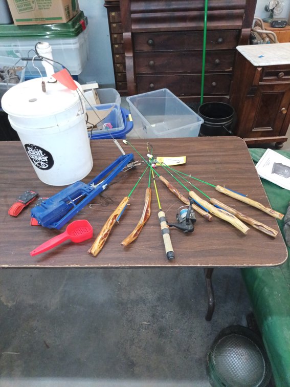 Ice Fishing Lot #4