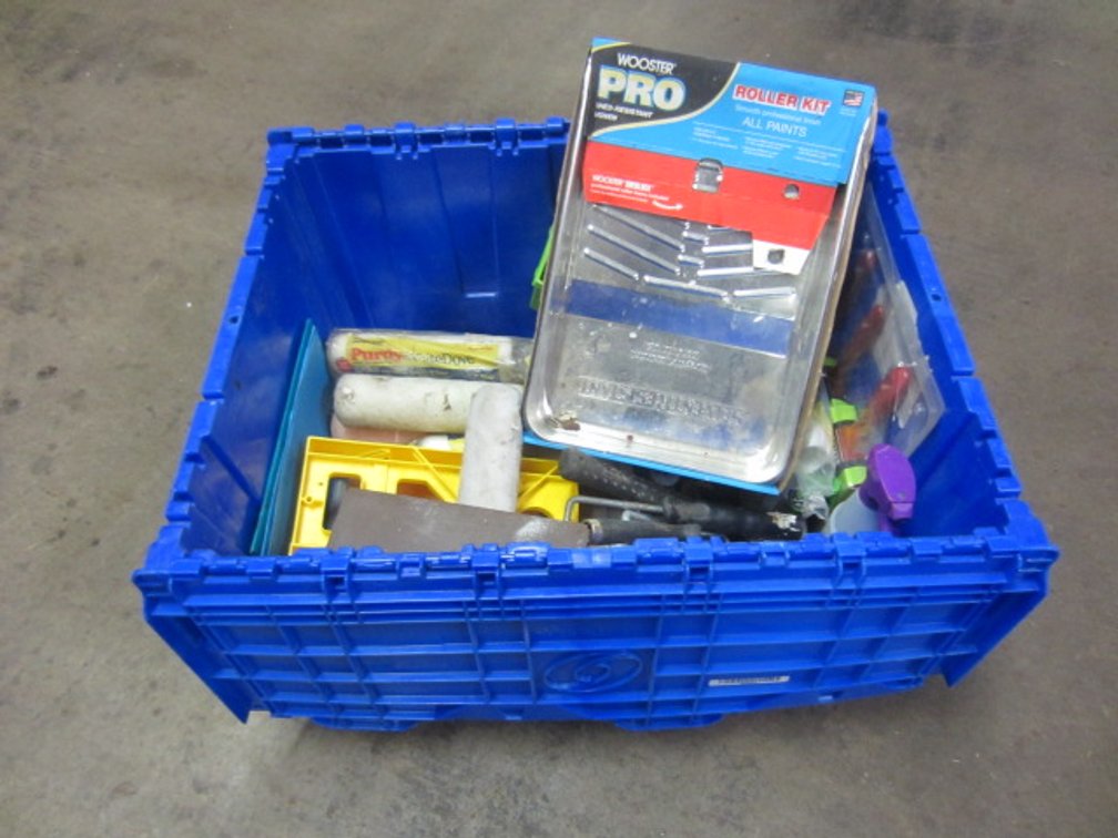 BLUE CONTAINER