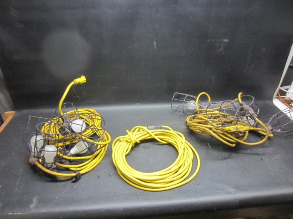 TWO SETS OF 5 LIGHT CONSTRUCTION LIGHTING
