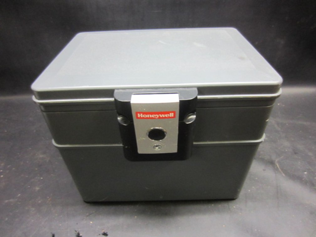 HONEYWELL FIRE RESISTANT SAFE