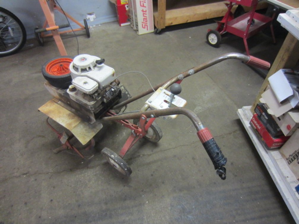 GARDEN TILLER