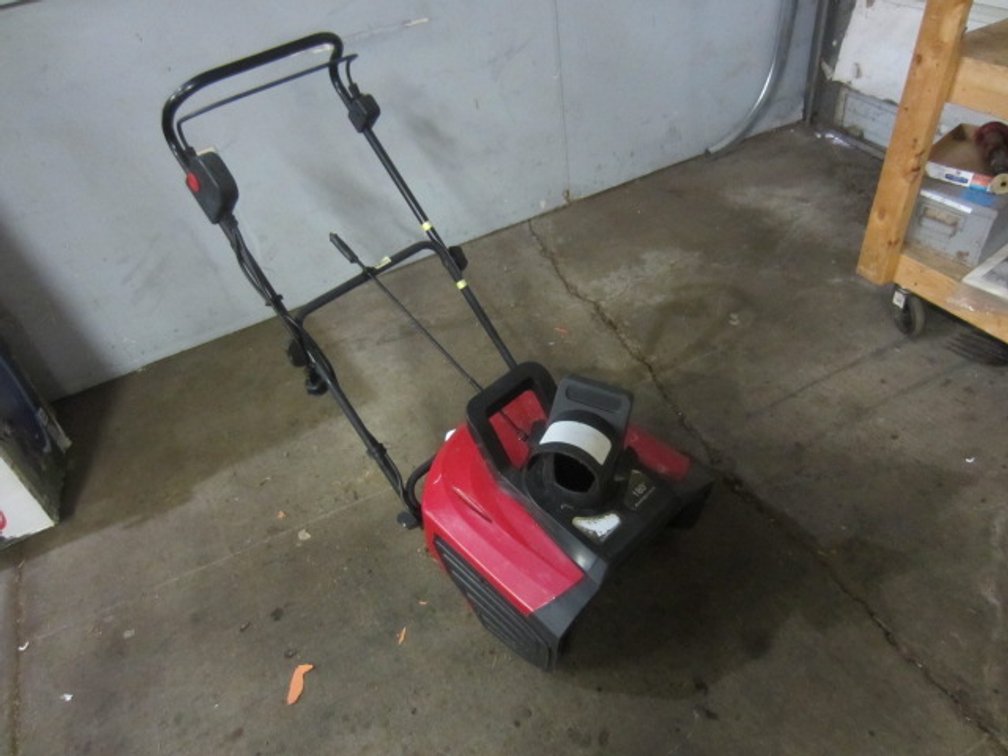 SNOW BLASTER 18" ELECTRIC SNOW THROWER