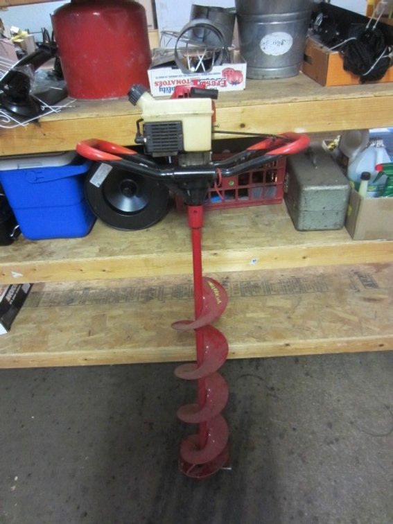TECUMSEH GAS POWER ICE AUGER