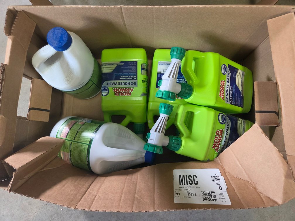 Outdoor Cleaners & Bleach