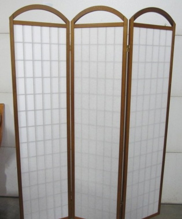 PRIVACY SCREEN