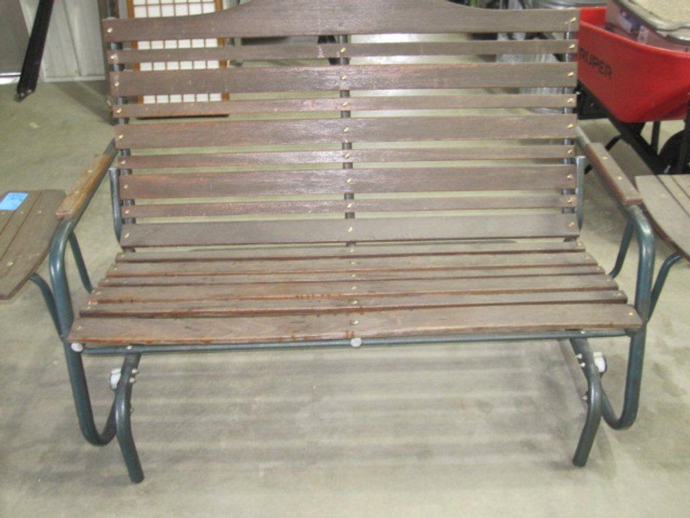 ROCKING BENCH