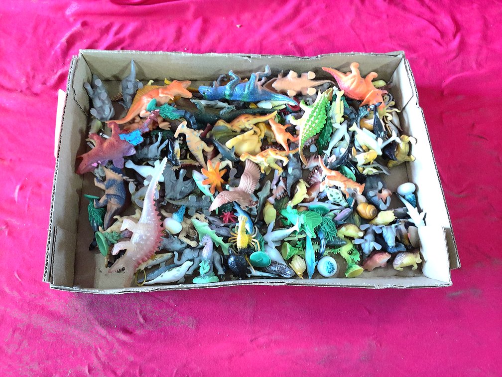 TOY ANIMALS