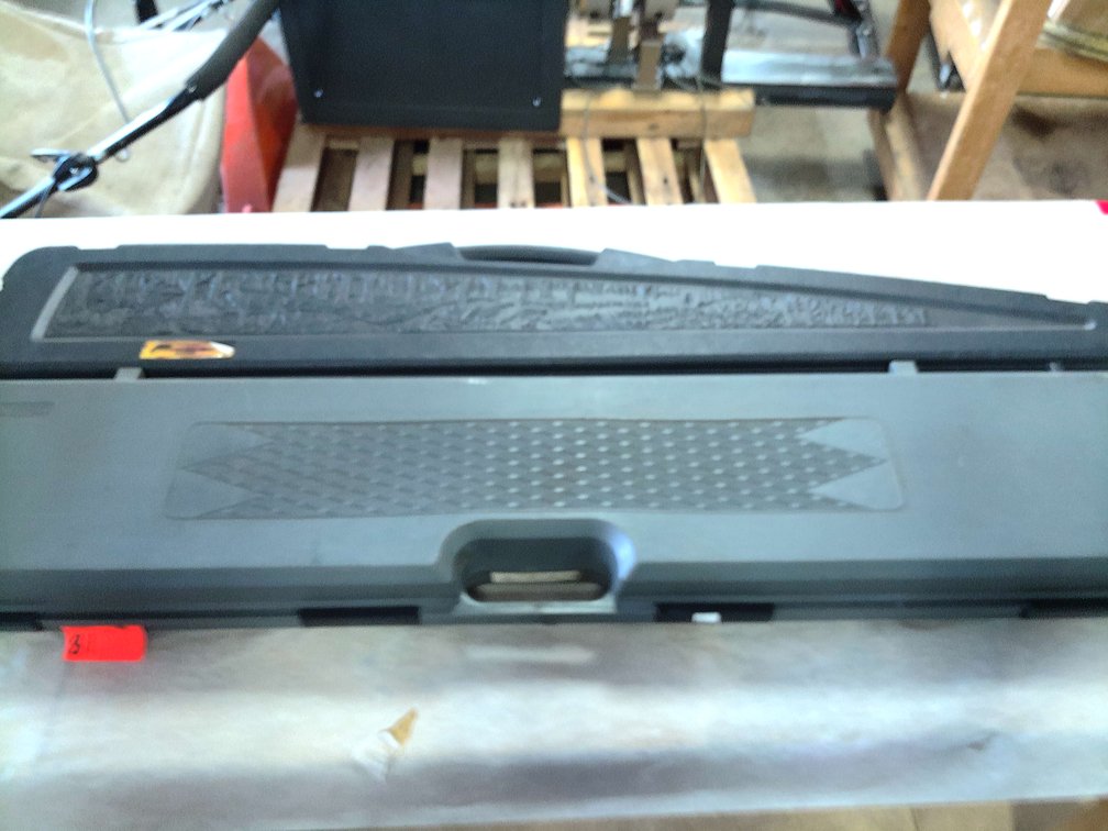 2 HARD GUN CASES