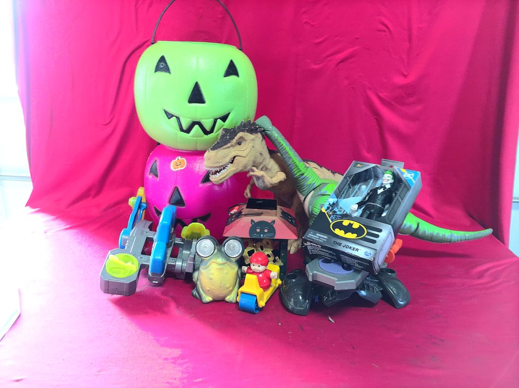 TOYS