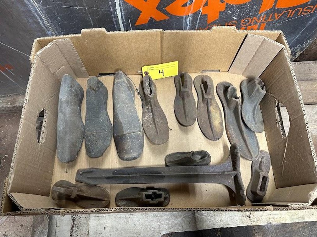 Image for ONLINE REAL ESTATE AUCTION W/ PERSONAL PROPERTY