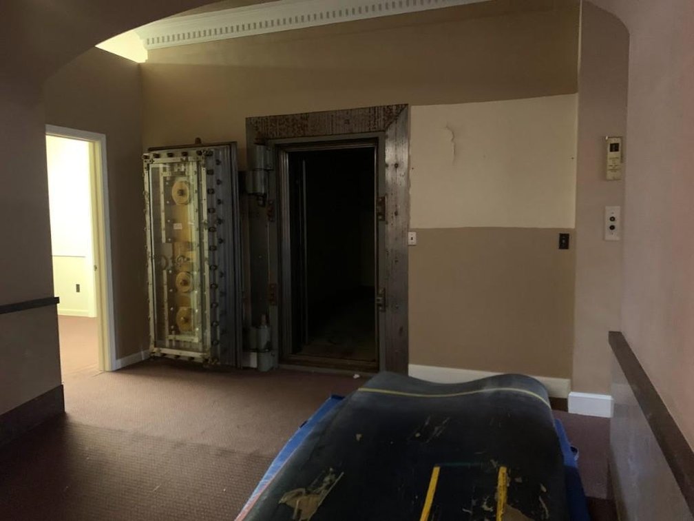 Image for ONLINE REAL ESTATE AUCTION