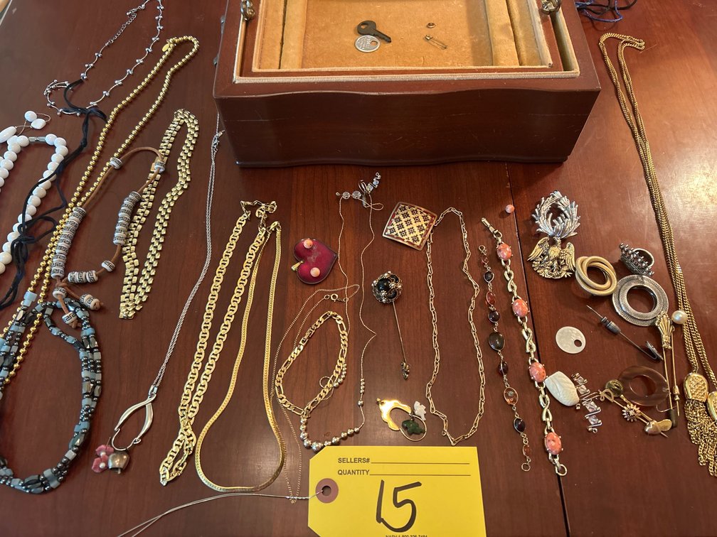 Lot 15