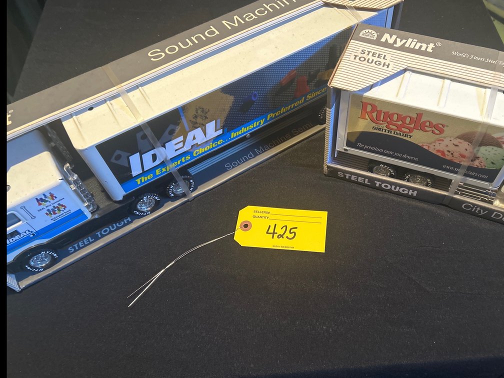 Lot 425