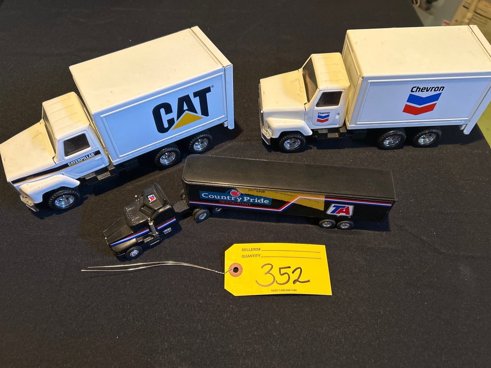 Lot 352