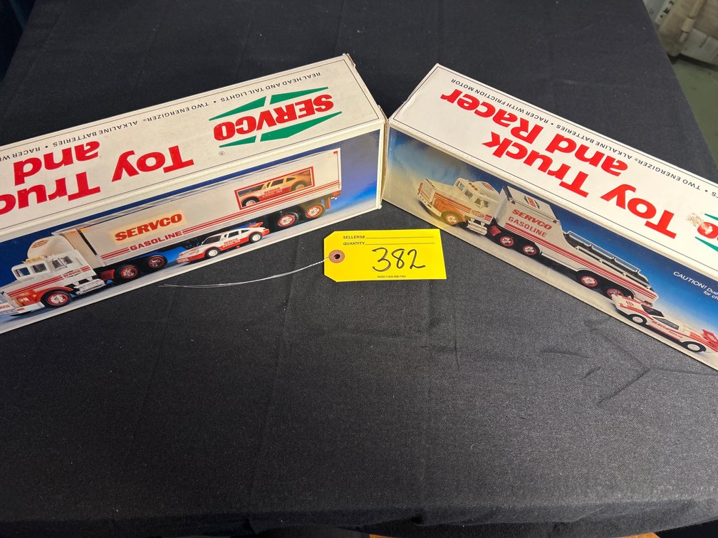 Lot 382