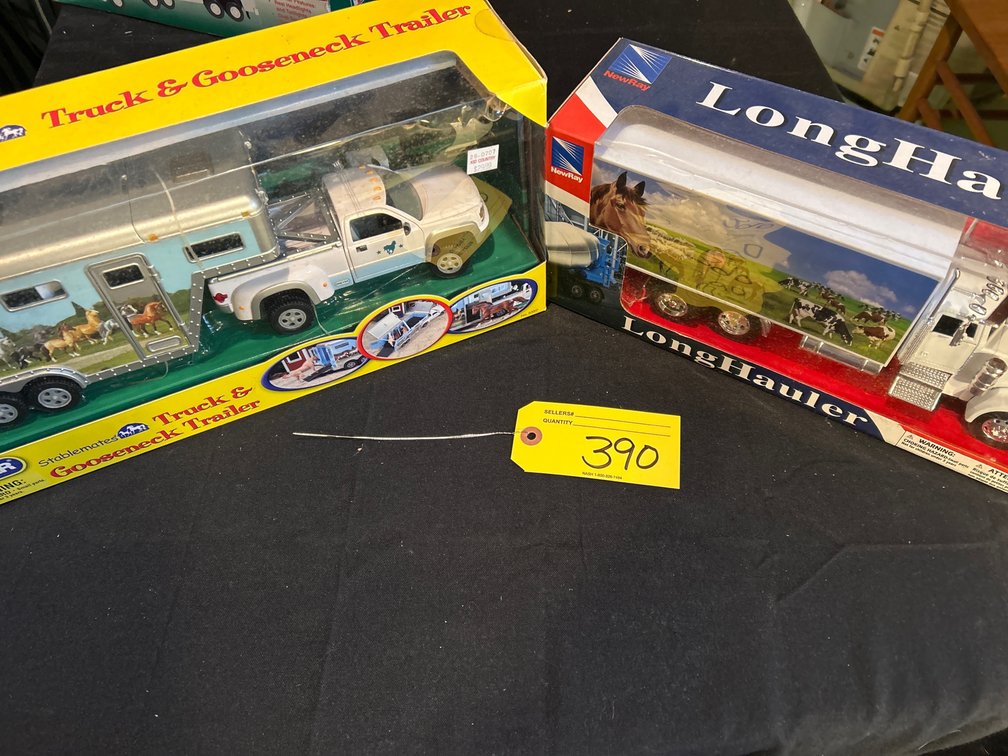 Lot 390