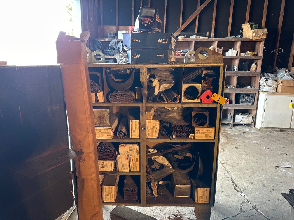 Lot 5