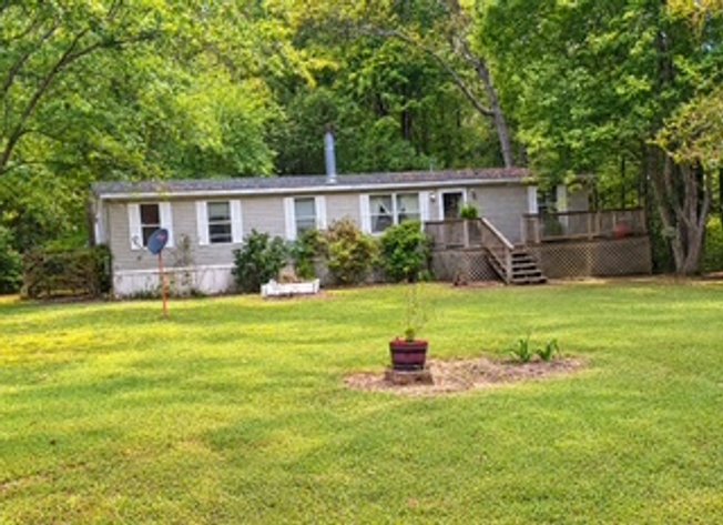 Image for COUNTRY LIVING ON 2.85 PRIVATE ACRES!    Amelia Court House, Virginia