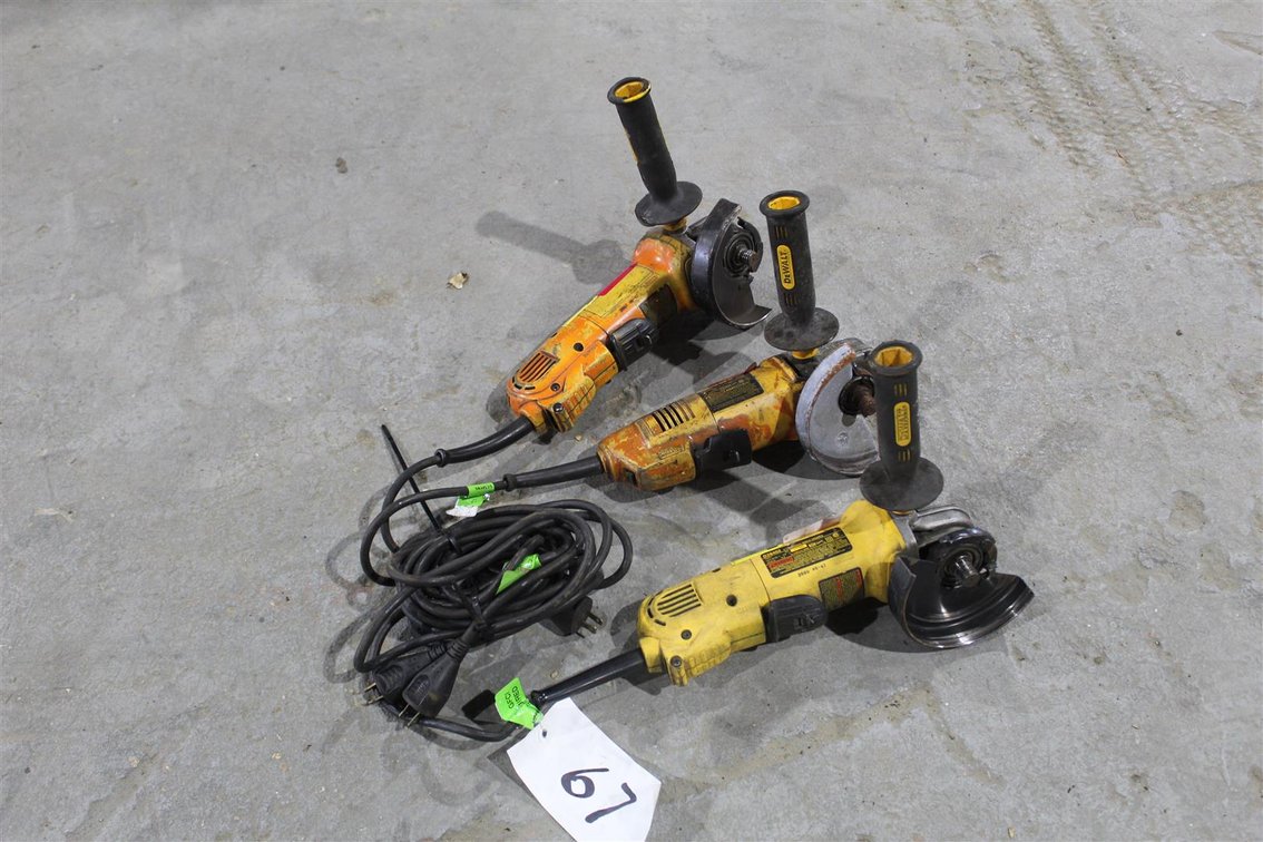 LOT OF THREE DEWALT 4 1/2 INCH ANGLE GRINDERS