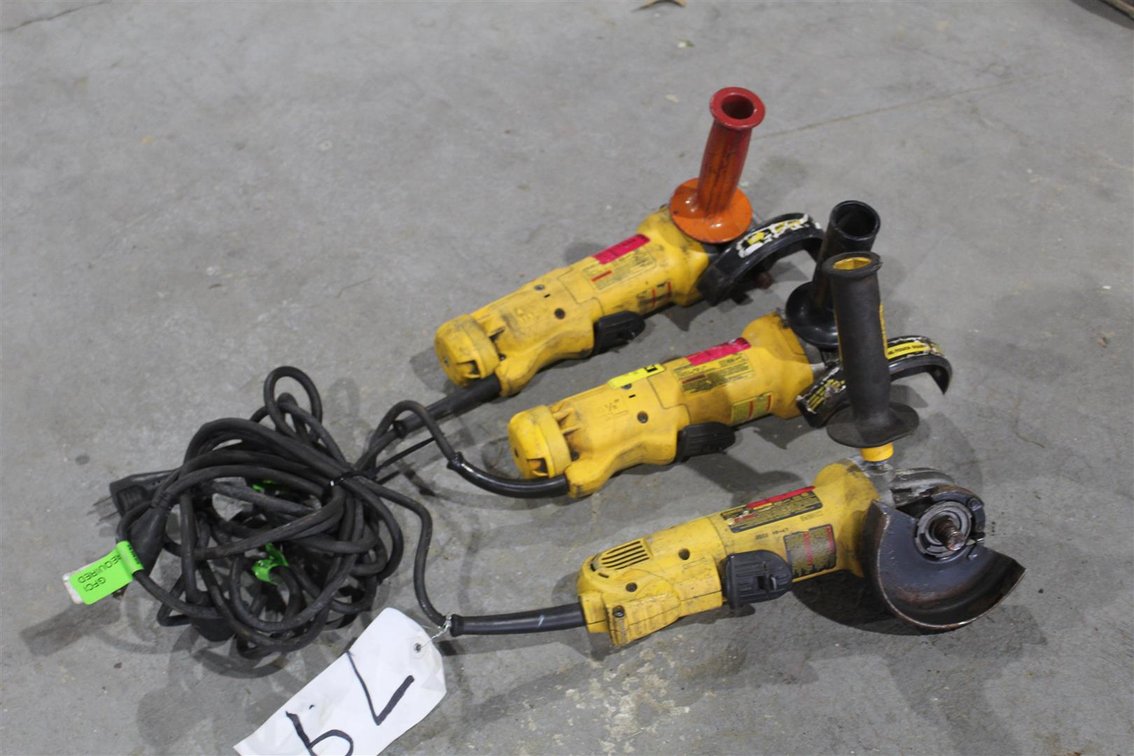 LOT OF THREE DEWALT 4 1/2 INCH ANGLE GRINDERS