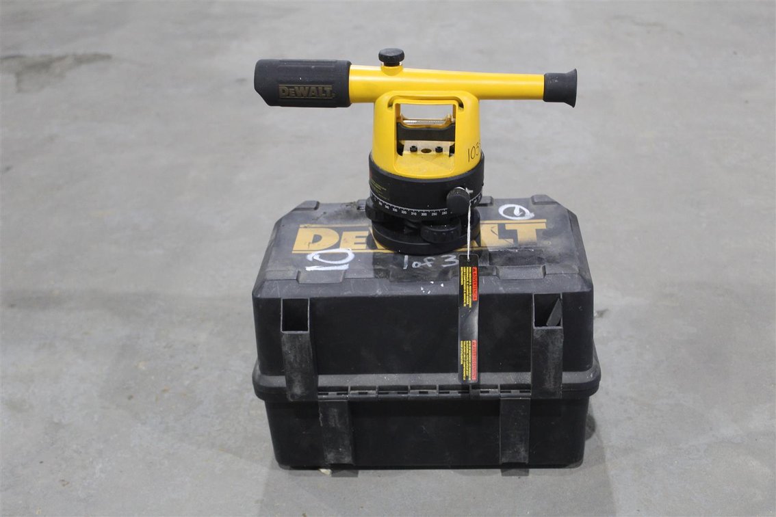 DEWALT DW090 BUILDERS LEVEL 