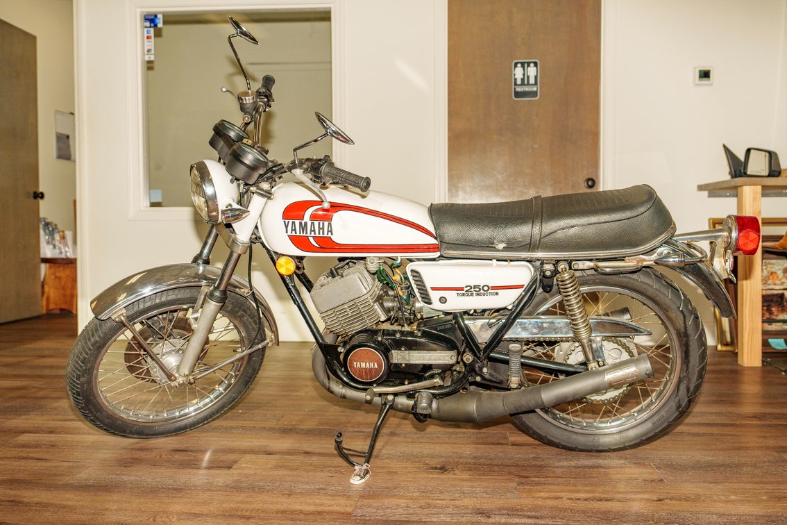 1975 YAMAHA RD250 