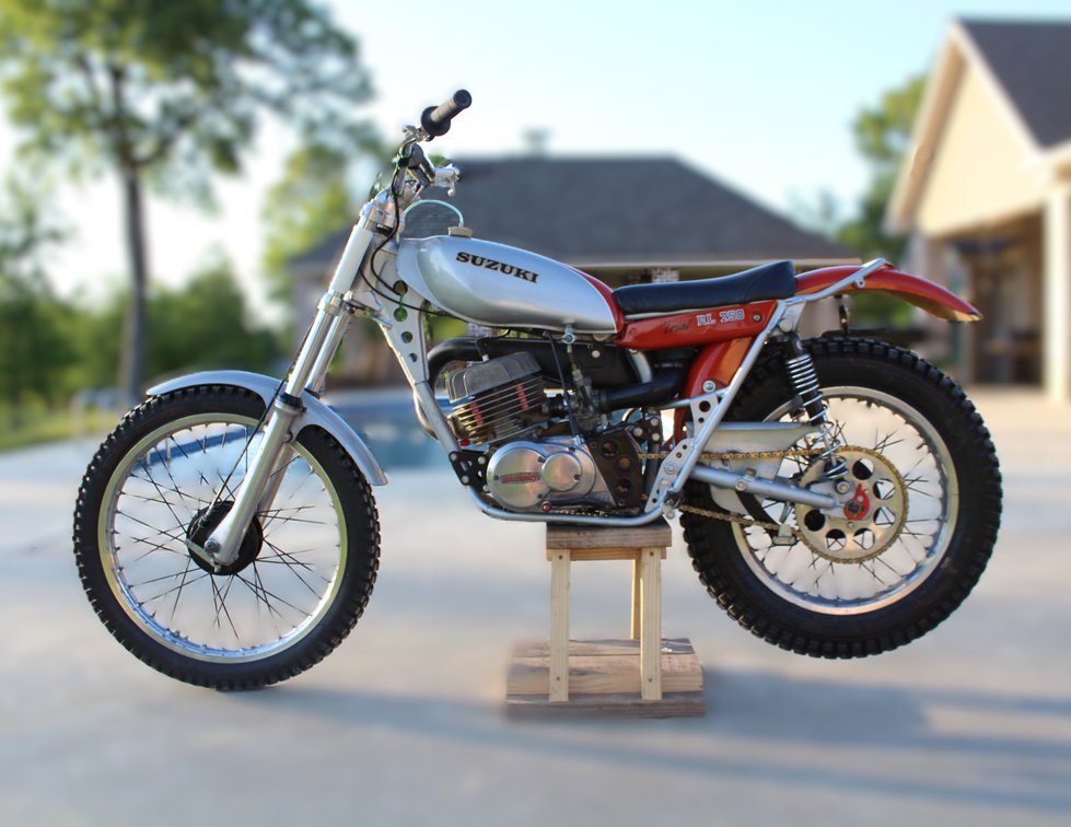 1974 SUZUKI RL250 | Offered at No Reserve  