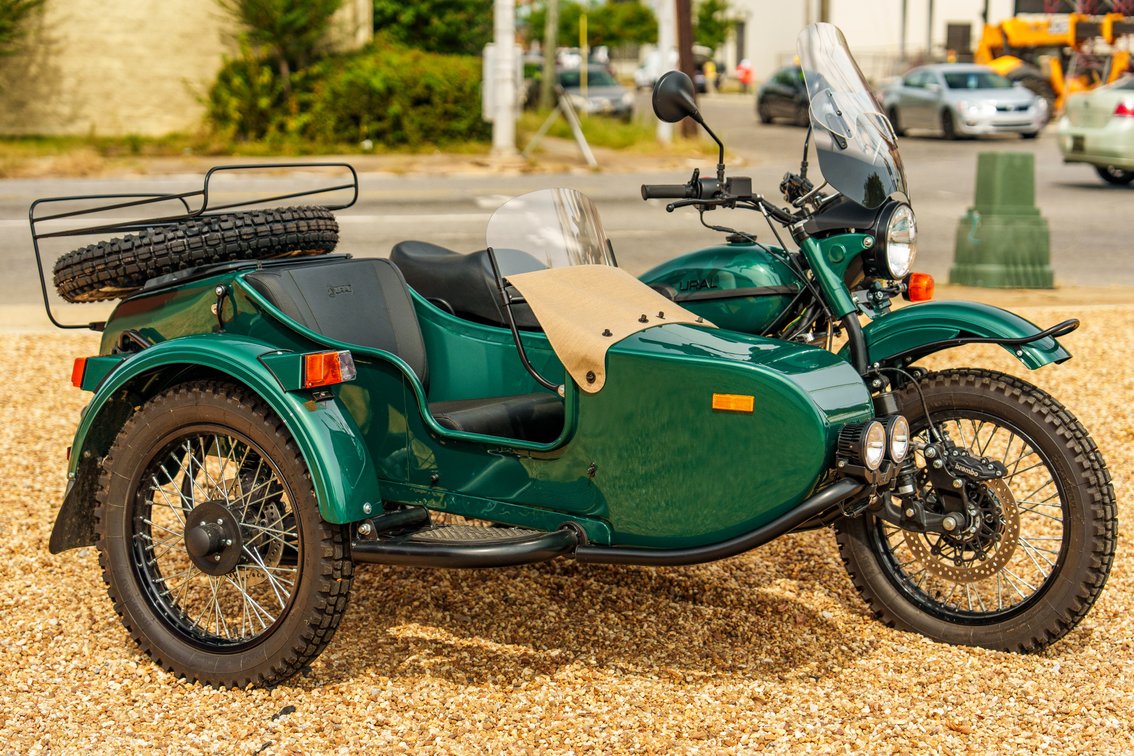 2022 URAL GEAR UP
