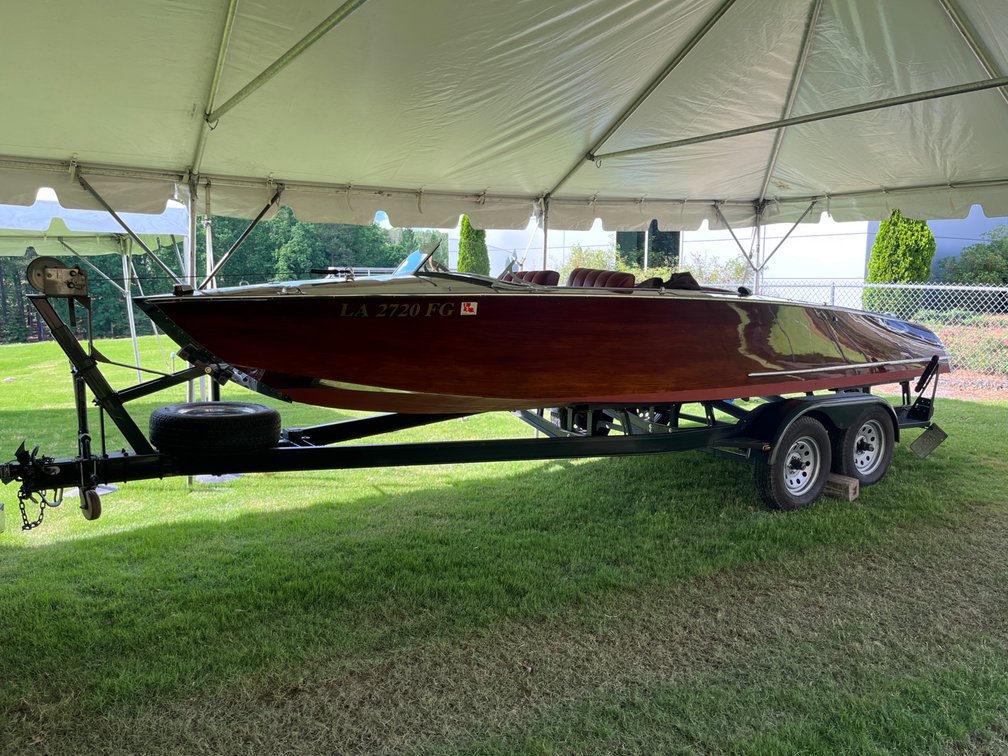 1985 21 FT CARTER CLASSIC MAHOGANY BOAT