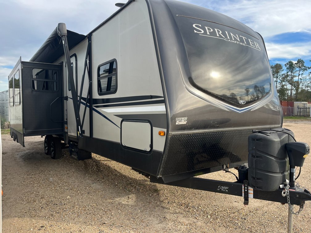 2019 KEYSTONE SPRINTER CAMPFIRE | SUBJECT TO BANK CONFIRMATION | TITLE DELAY