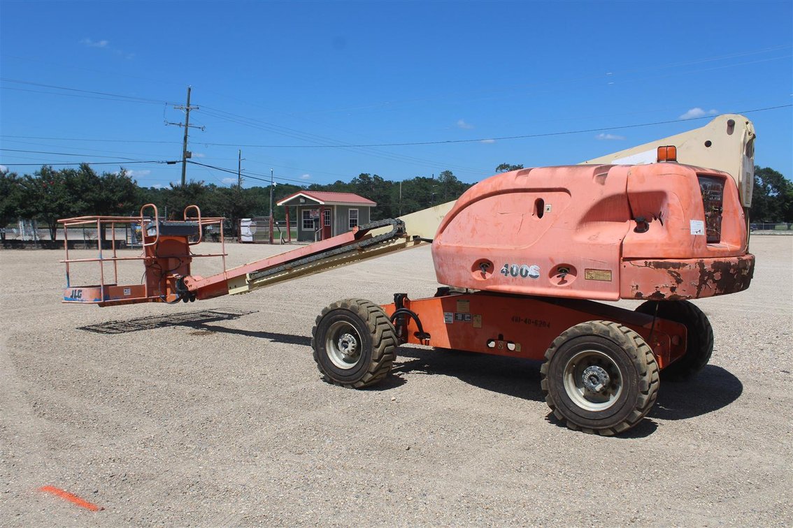 JLG 400S MANLIFT