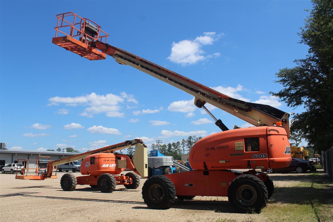 2007 JLG 600S MANLIFT 