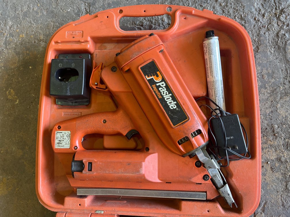 PASLODE CORDLESS FRAMING NAILER 