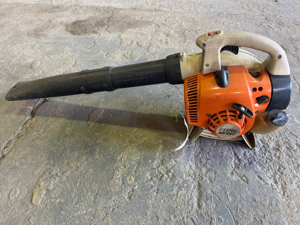STIHL BG56C BLOWER 
