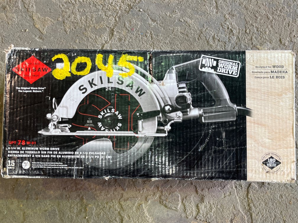 SKILSAW ALUMINUM WORM DRIVE SKILLSAW 