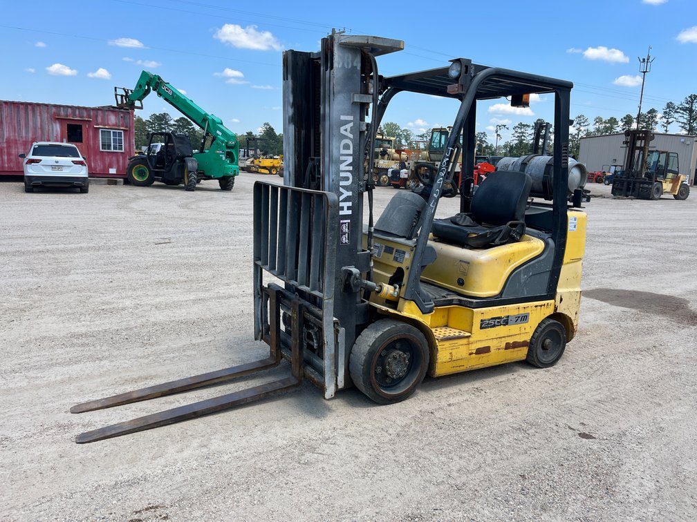 HYUNDAI 25LC-7M FORKLIFT