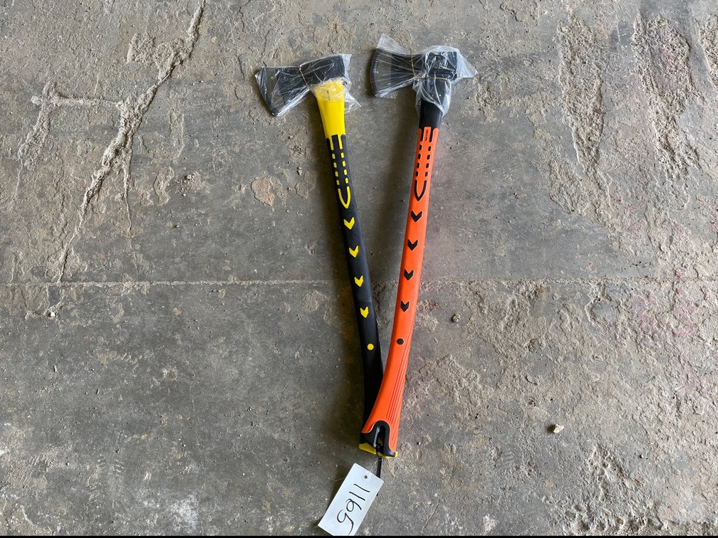 LOT OF 2 HEAVY DUTY AXES 