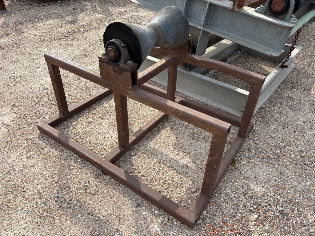 PIPE ROLLER