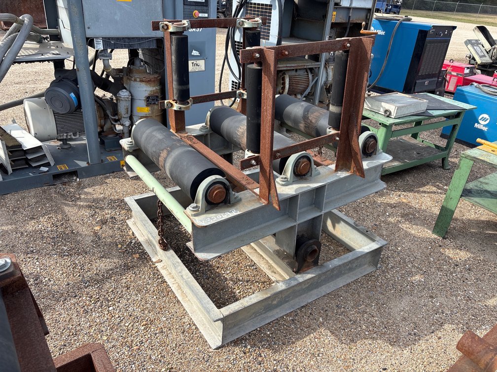 PIPE ROLLER