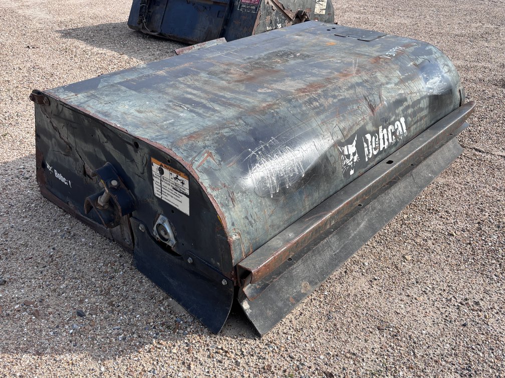 2010 BOBCAT 72 SWEEPER ATTACHMENT